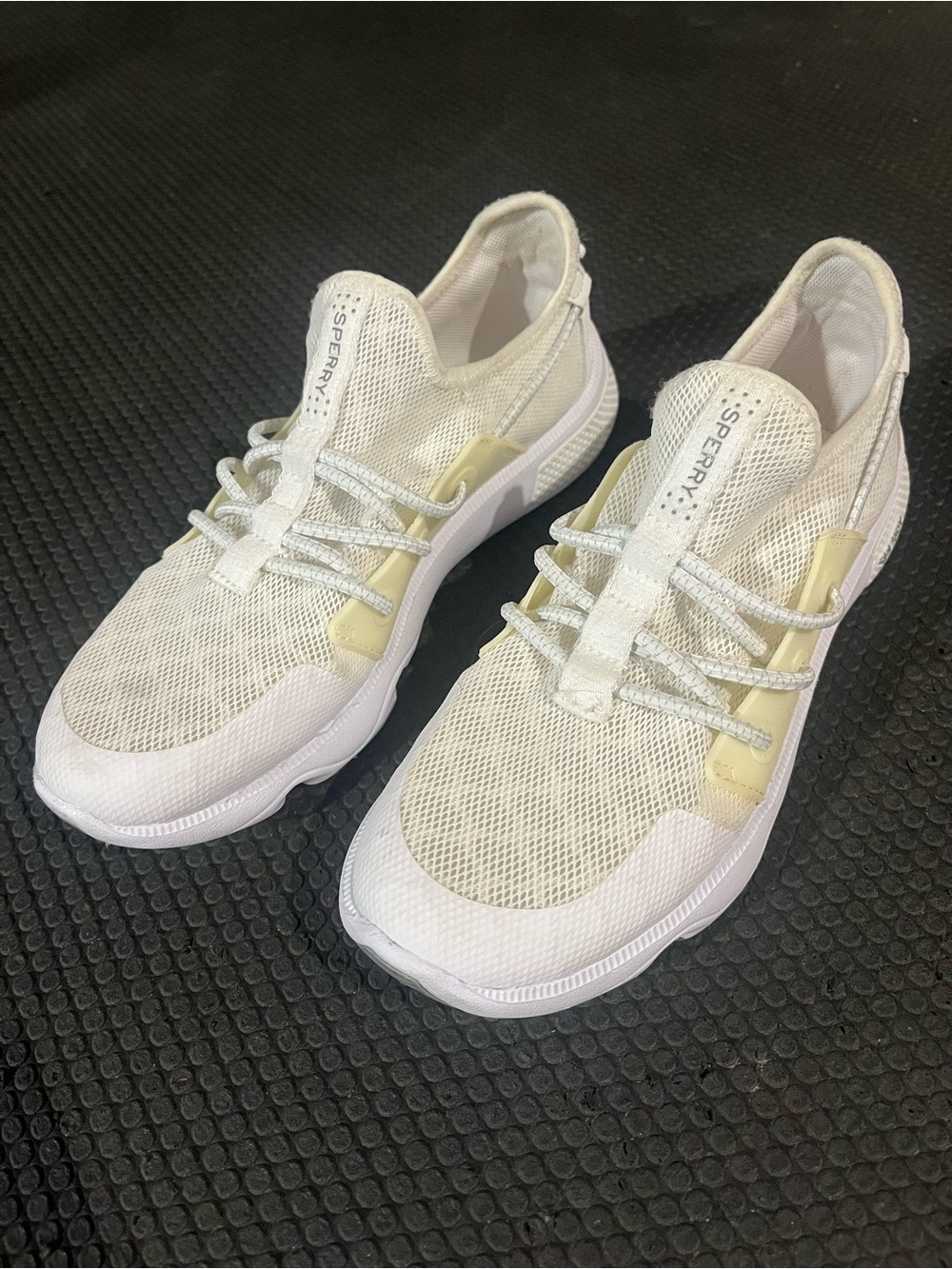 Sperry Women size 8 White Mesh 7 Seas Bungee Sneaker